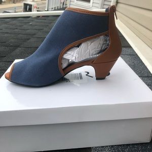 ASHRO Low Heels